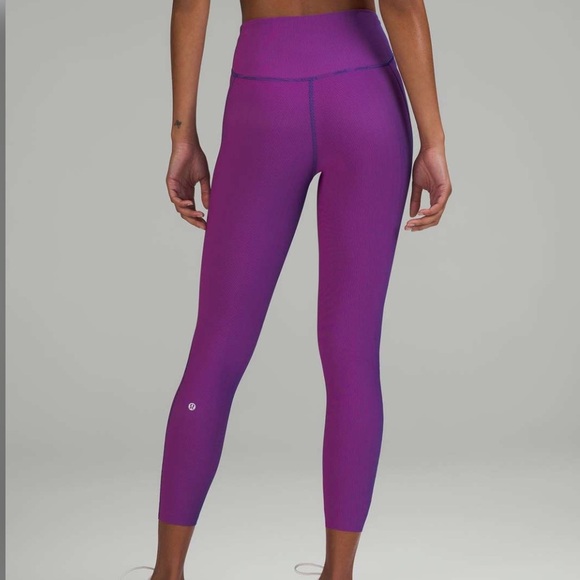 Lululemon women’s base pace two tone ribbed crop 23” leggings 12 - Picture 1 of 9